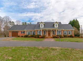 214 Berrier Rd, Lexington, NC 27295