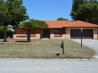 5011 W Country Club Dr, Sarasota, FL 34243