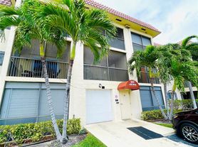 259 S Cypress Rd, Pompano Beach, FL