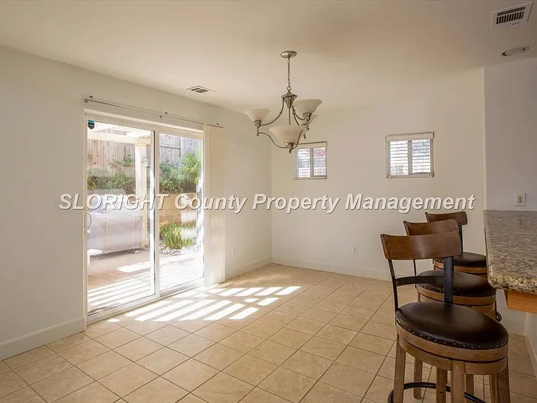 1149 Stonecrest Dr — Photo 8