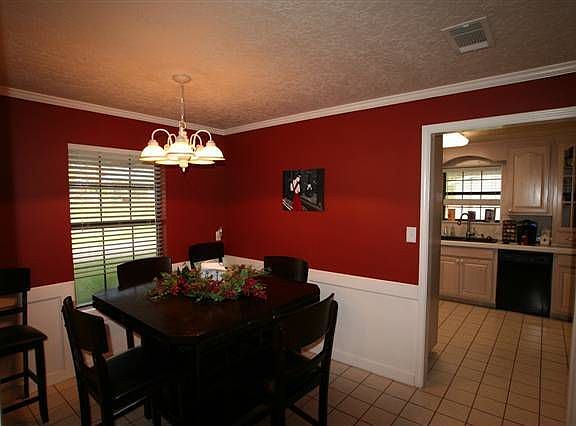 3rd image of 2356 Harper Ln