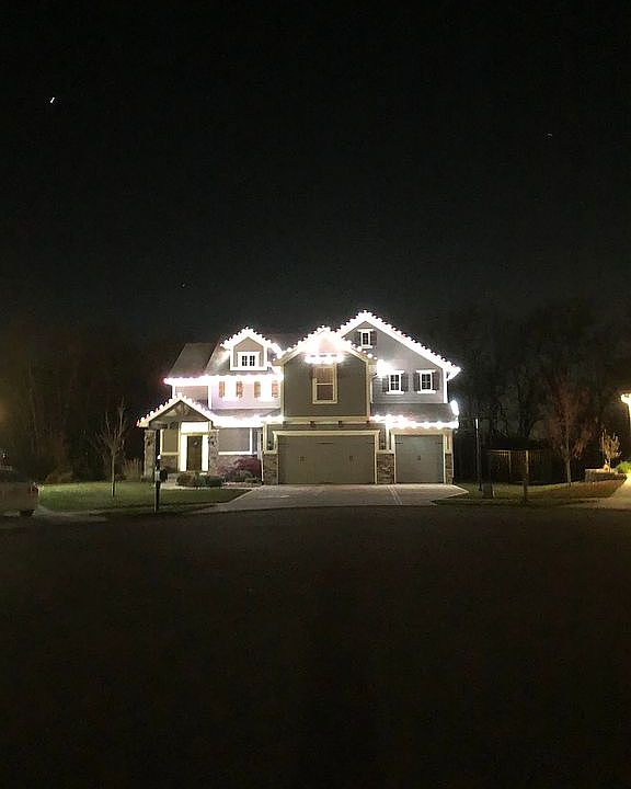 1st image of 405 NE Greenview Dr