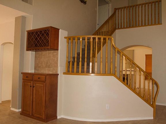 4th image of 1333 E Silverwood Dr