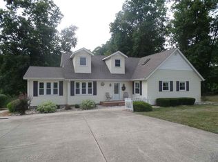 2955 N Baseline Rd #209A, Bloomfield, IN 47424