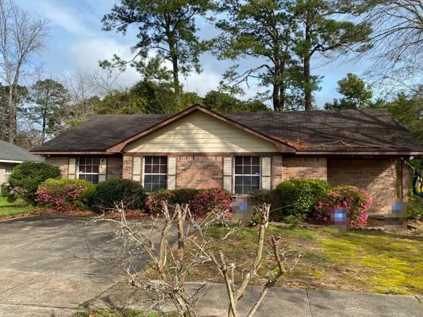 2524 Oakmont Ct, Mobile, AL 36605