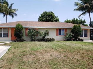 2498 55th Ter SW, Naples, FL 34116