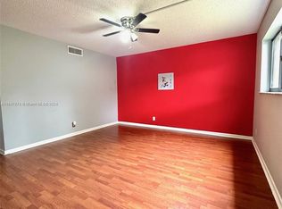3234 N Pine Island Rd #501, Fort Lauderdale, FL 33351