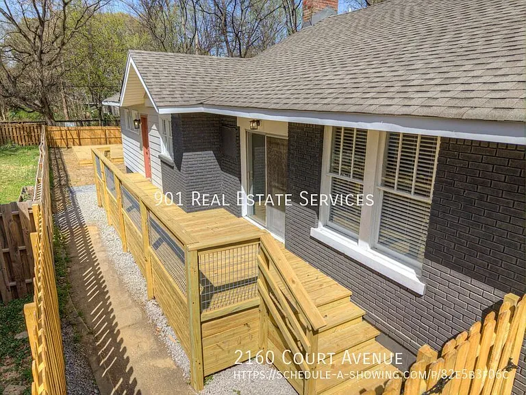 2160 Court Ave — Photo 23