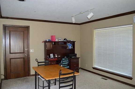 2nd image of 2317 Creighton Dr
