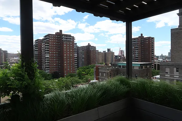 Rented by Maz Group NY | media 22