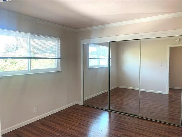 3 bed, 1031 sqft, $2,900 — Photo 2