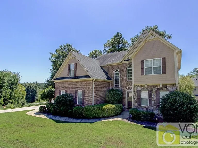 5977 Rosie Ln SE — Photo 1