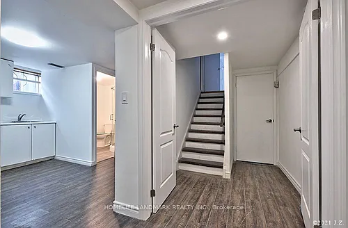 2 Crayford Dr #LOWER Photo 1
