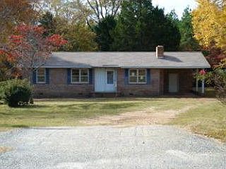 1st image of 440 Barnes Moody Dr
