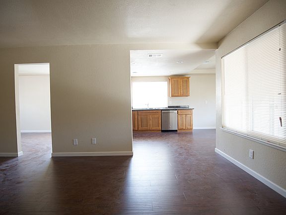 4th image of 4500 Armadale Way