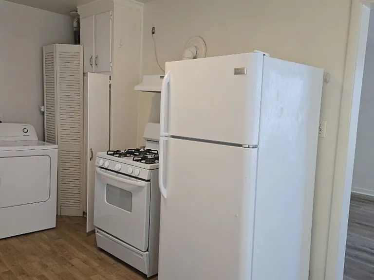 638 Nevada St — Photo 5