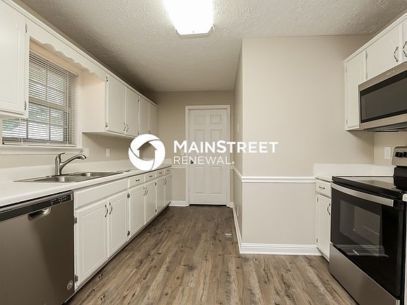 5th image of 2319 Centertree Dr