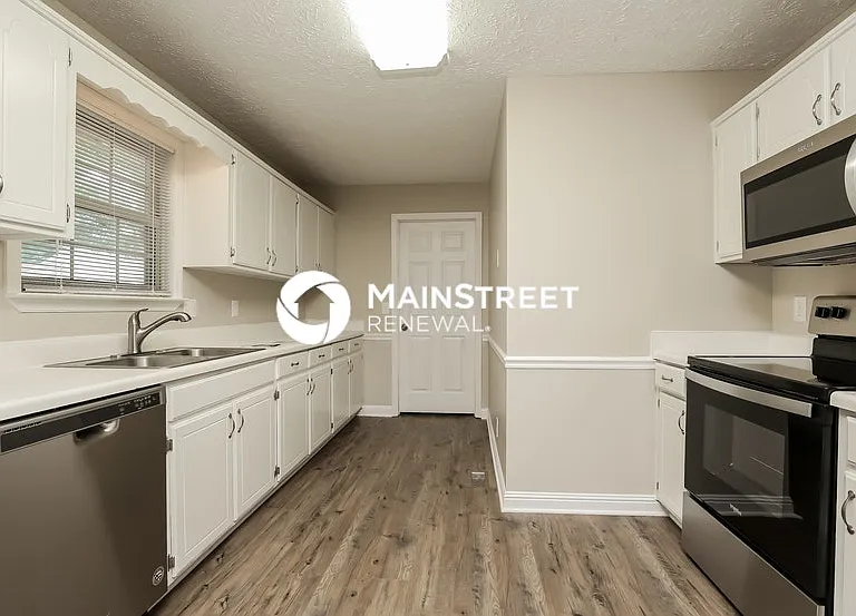 2319 Centertree Dr — Photo 6