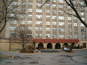 1st image of 4300 W Ford City Dr APT 605