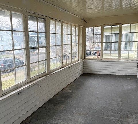 4th image of 253 Fenway Dr