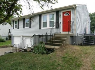 19208 E 5th Terrace Ct N, Independence, MO 64056