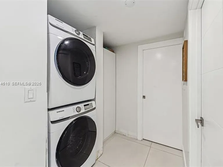 121 Crandon Blvd #251 — Photo 19