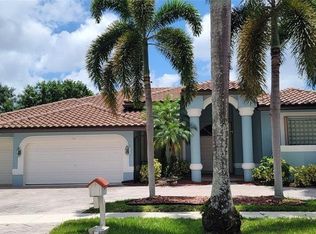 100 NW 108th Way, Plantation, FL 33324