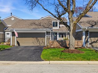 2105 Timber Ln, Wheaton, IL