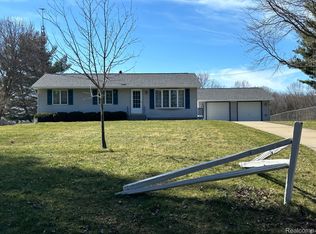 4143 N Henderson Rd, Davison, MI 48423