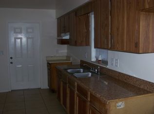 1509 W Lowry Ave APT B, Plant City, FL 33563