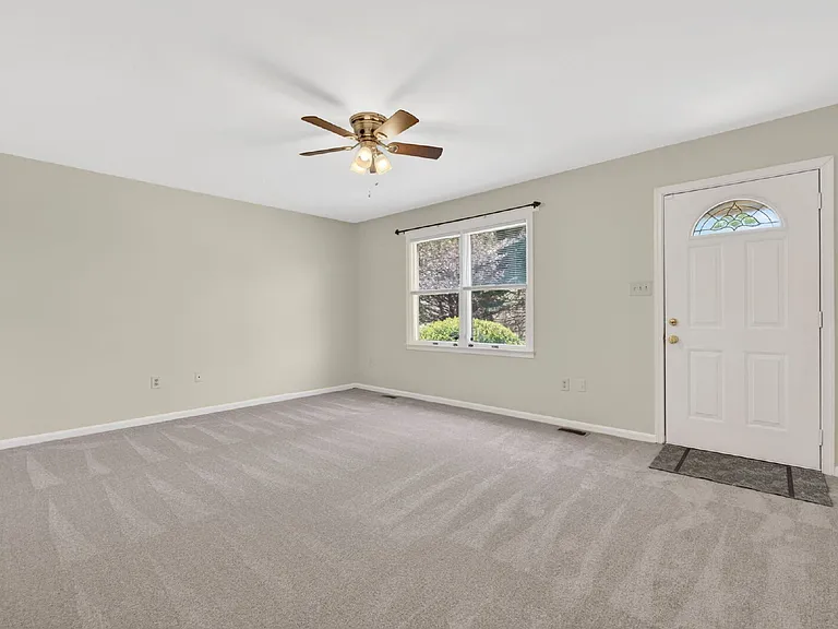 9283 Springs Rd — Photo 2