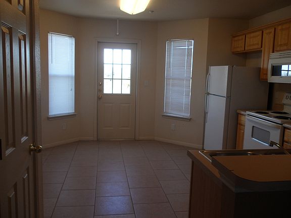 Eat in Kitchen