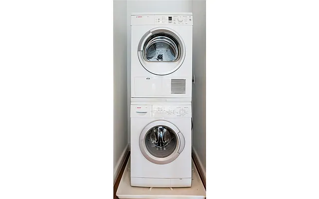 Rented by Compass | media 20