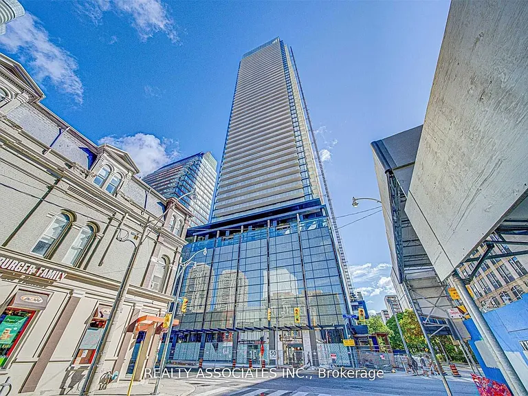 501 Yonge St #4003 — Photo 10