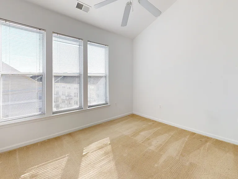 Sullivan Place — Photo 106