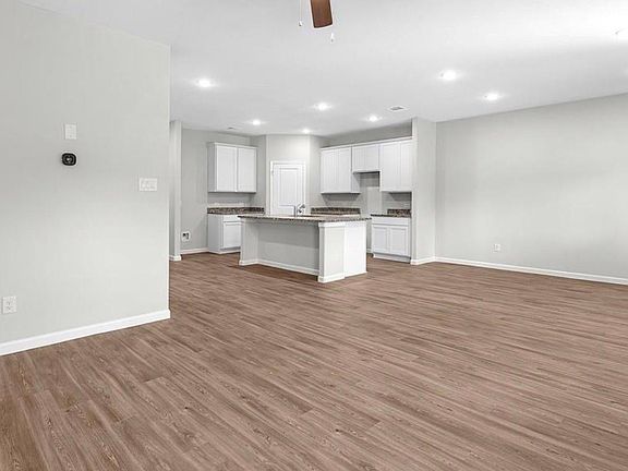3rd image of 16866 Bristle Cone Way