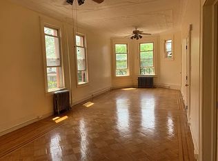 715 E 4th St #2, Brooklyn, NY 11218