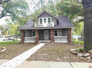 724 Iowa St, Alma, KS 66401