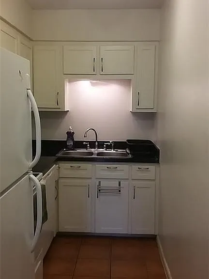 1418 Beech Ave #42 — Photo 3