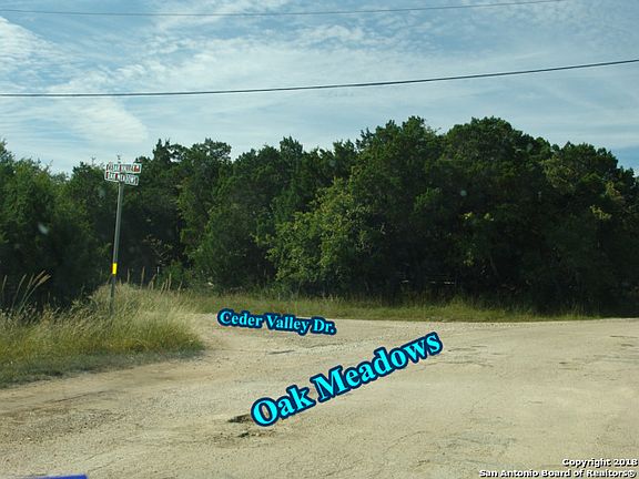 4th image of 1199 Cedar Valley Dr