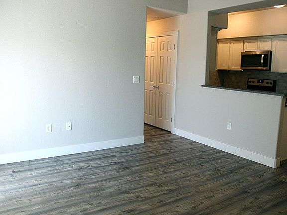 3rd image of 343 Buffalo Dr #F