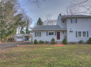 446 Noank Rd, Groton, CT 06355