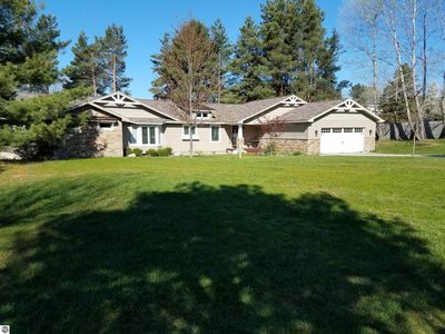 254 S East Silver Lake Rd, Traverse City, MI, 49685