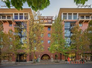 725 NW 10th Ave APT 309, Portland, OR 97209