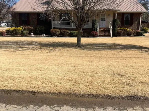 1113 Cimarron Dr, Scottsboro, AL 35769