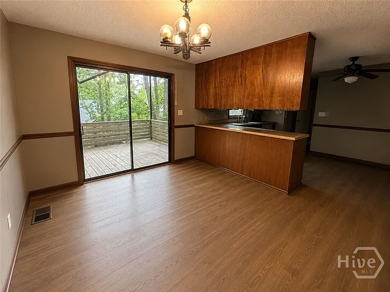 110 Flannigans Pl — Photo 10