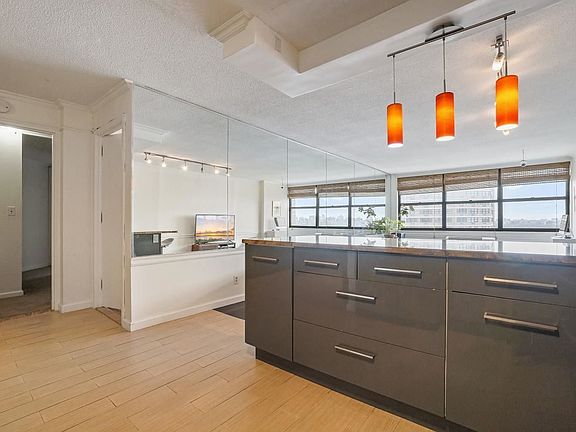 4th image of 7000 Boulevard East APT 27I