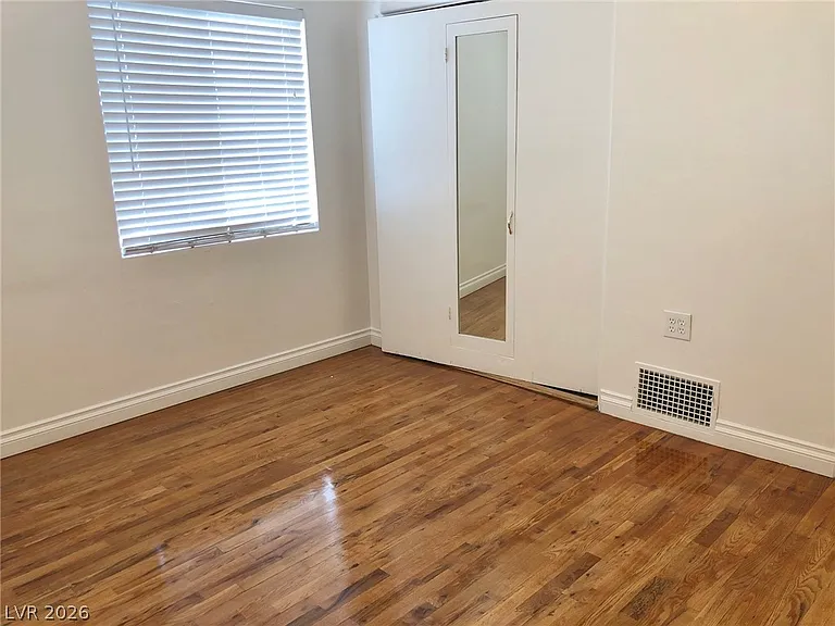 2300 Santa Clara Dr — Photo 23