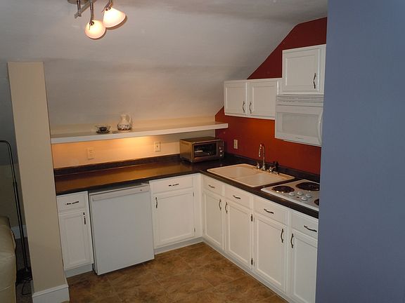 4th image of 2809 E Oklahoma Ave