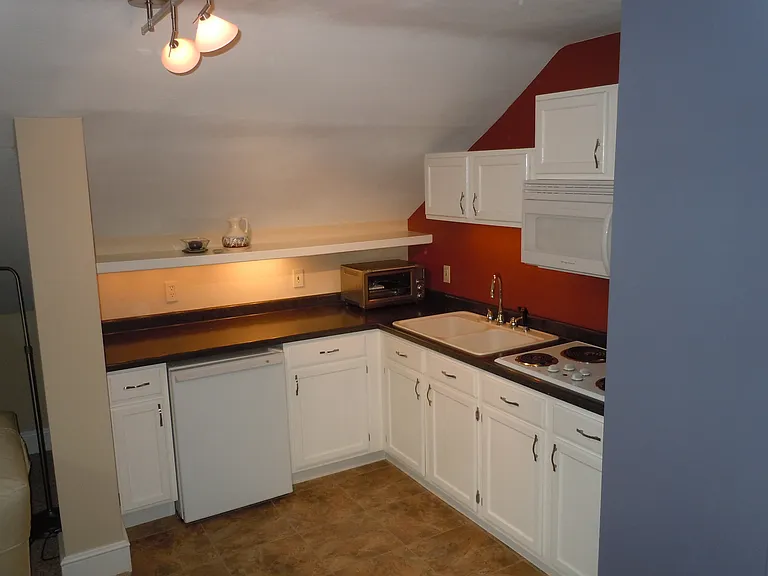 2809 E Oklahoma Ave — Photo 4